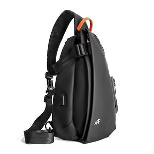 背包男士斜挎包男款大容量旅行上班通勤包弓箭包休闲胸包男单肩包