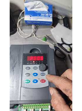 询价罗宾康变频器 A600-4T079R5G/11P。