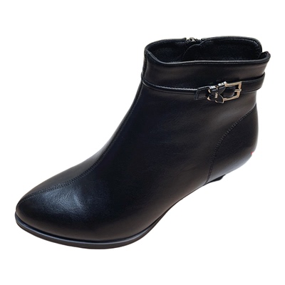 浦发2025冬季新款短靴女粗跟高跟