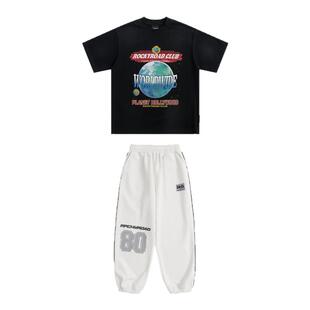 ROCKYROAD童装儿童街舞演出服套装印花黑色短袖白色卫裤街舞潮服