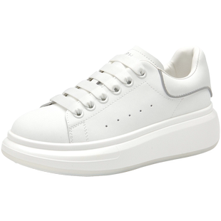 达芙妮真皮厚底麦昆小白鞋女2025秋季新款百搭增高软底舒适运动鞋