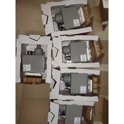 议价现货几个全新正品Danfoss压力开关KPS33型号060维修