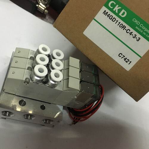 议价M4GD110R-C4-3-3现货CKD电磁阀三组阀岛DC24V原装真品当天发