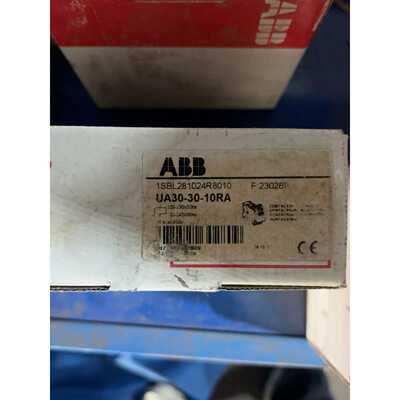 非标价ABB接触器UA303010RA220230V50修理
