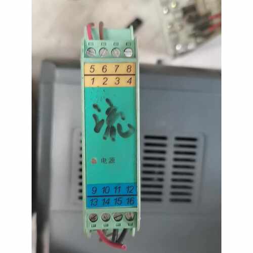 议价直流信号分配器MSCC0CC一入二出拆机有需要联系可维修