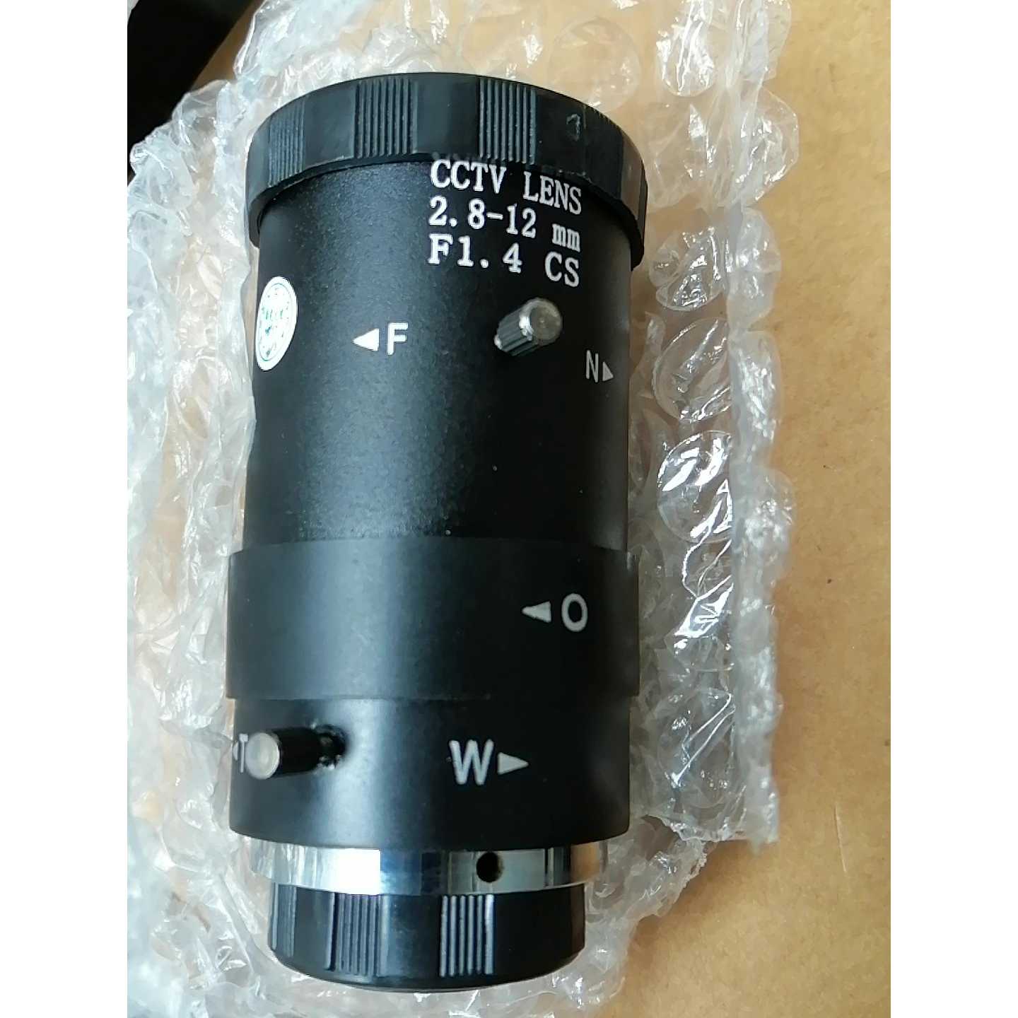 全新2.8-12mm手动光圈调焦镜头cs接口摄像机镜头cct议价