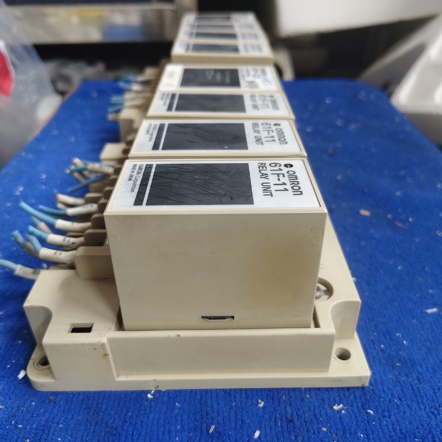 议价欧姆龙液位继电器61F-G361F-11三个，拆机