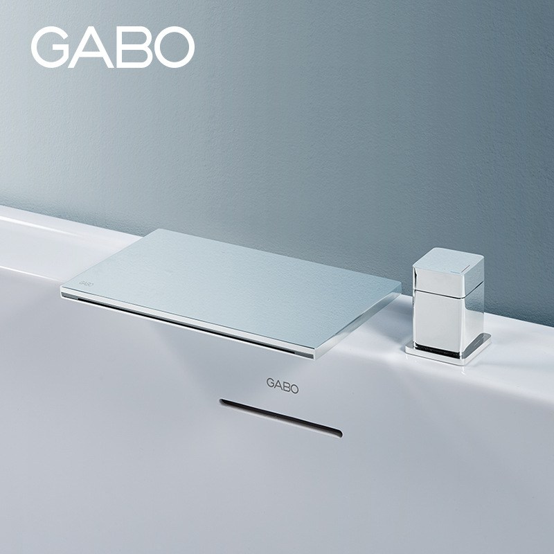 OQ5M浴缸龙头入墙式全铜面盆龙头座式冷热水浴缸边瀑布水龙头