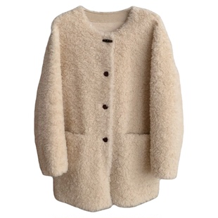 韩系100绵羊羔毛牛角扣中长款皮毛一体2025新款皮草女冬毛毛外套