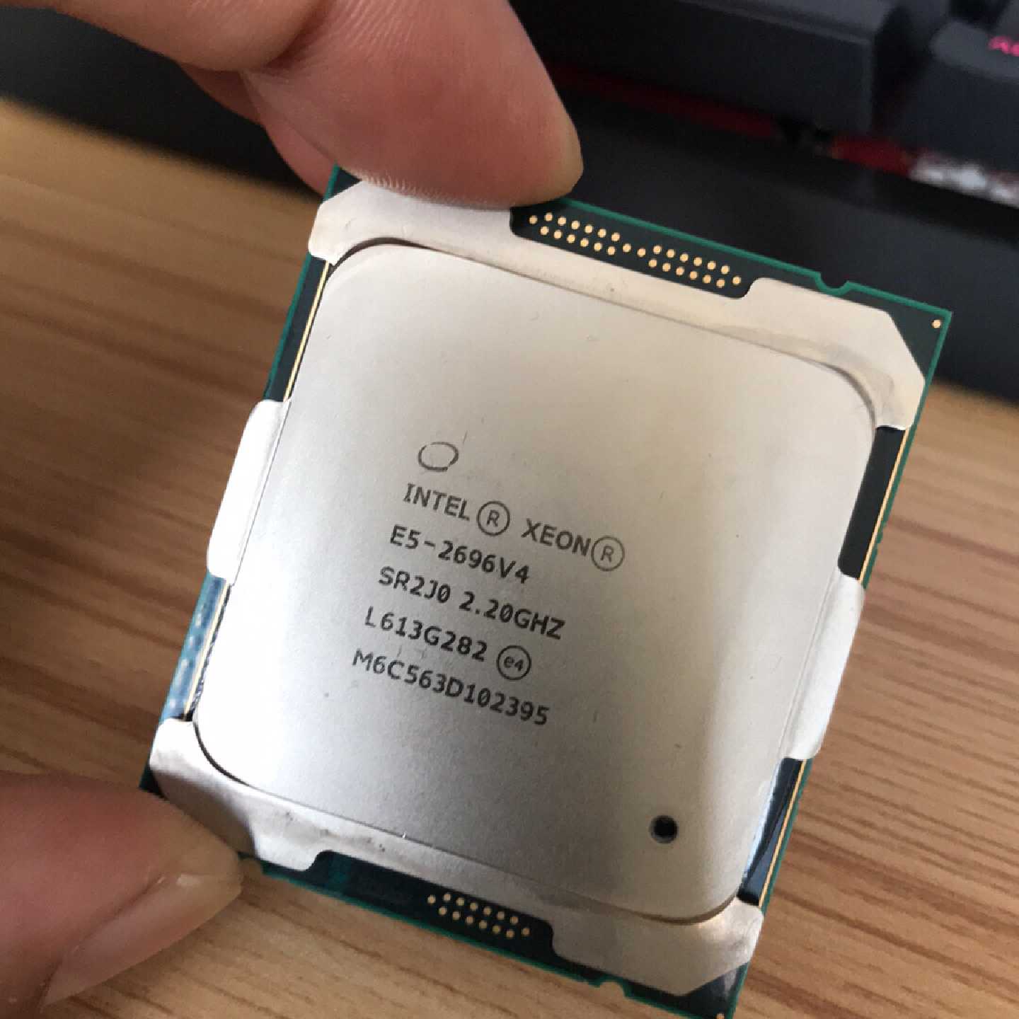 议价-至强E5-2696V4  正式版 CPU 22核2.2G 秒-可维修图片