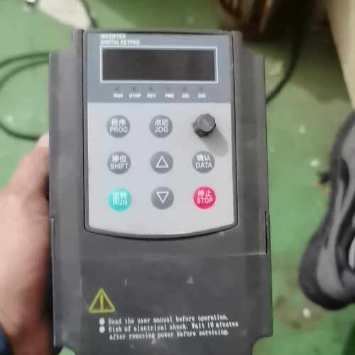 【维修议价】变频器主板加面板型号如图包好需要的私聊议价578