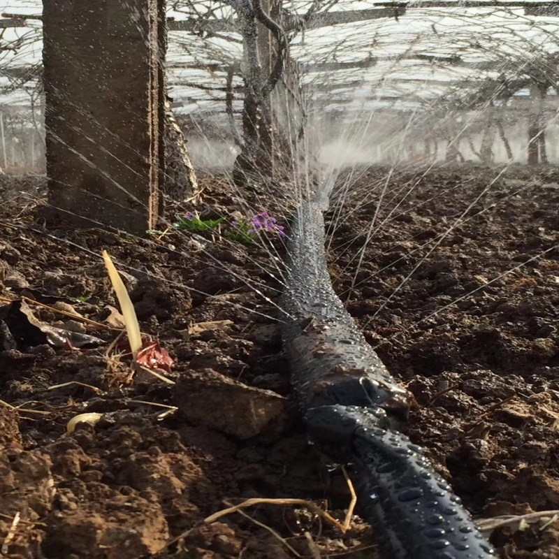 1.5寸5孔 7孔喷灌带 微喷带农用灌溉带软管节水灌溉滴灌带 喷水带