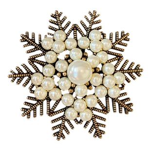 复古雪花胸针高档女款奢华气质胸花高端精致别针独特时尚简约配饰