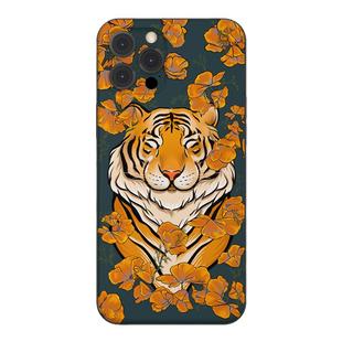 适用苹果17pro轻奢原创皮纹立体浮雕手机壳福虎呈祥碎花手机壳生肖虎iphone16pro镜头全包壳防摔时尚保护壳