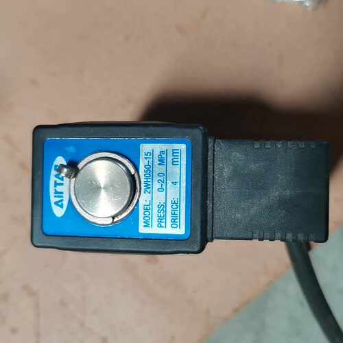 下单前咨询亚德客电磁阀2WH050-15，0-0.2MPa，电压24V