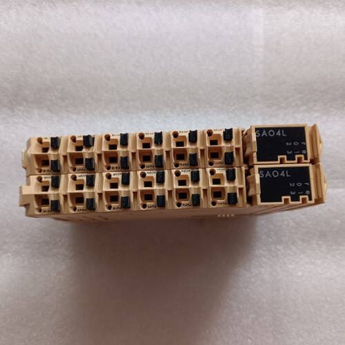 议价施耐德TM5系列 TM5SAO4L TM5SA04L 质量保证 实物拍摄 现货包