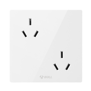 公牛6孔错位插座面板86型暗装3孔双三孔斜六孔10a墙壁三三插g12白