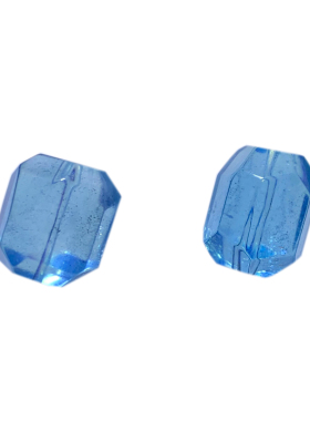 天然冰湛蓝海蓝宝随形雕刻件水晶