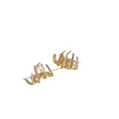 srrmhyn网红爆款珍珠四爪耳钉