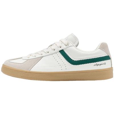 特步男鞋复古板鞋德训鞋