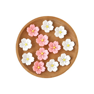 粉白色樱花型巧克力成品蛋糕摆件