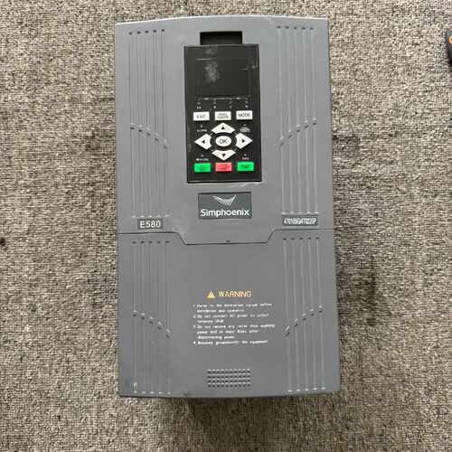 询价下单出一台Simphoenix四方变频器，型号E580-4T01