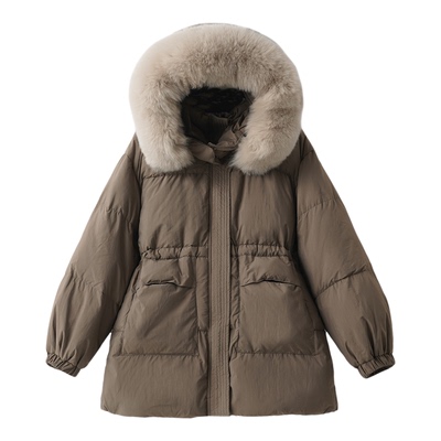 MaxTu狐狸毛领白鸭绒羽绒服