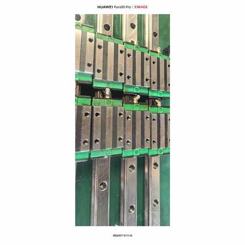 甲 : GHH25CA   台湾上银HGH25CA通用直线导