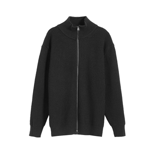 COLN确认过眼神 是助你冬日尽情叠中叠穿法1臂之力的拉链开衫毛衣