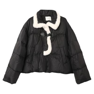 西町村屋毛毛拼接牛角扣羽绒服女