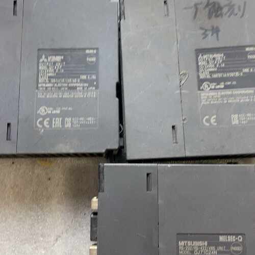 议价Three Mitsubishi Q Modules Factory Recycling Does Not Te