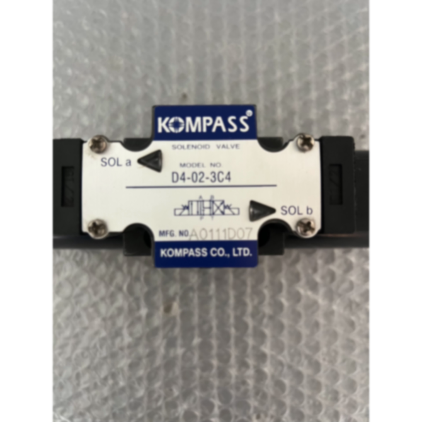 非标价KOMPASS康百世电磁阀D4023C4修理