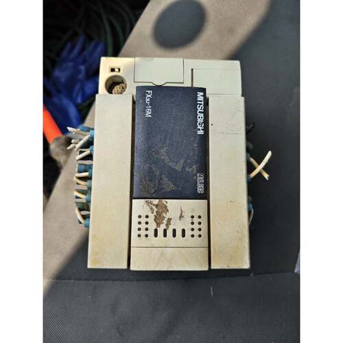 在线议价三菱PLC FX3U-16MR/ES-A