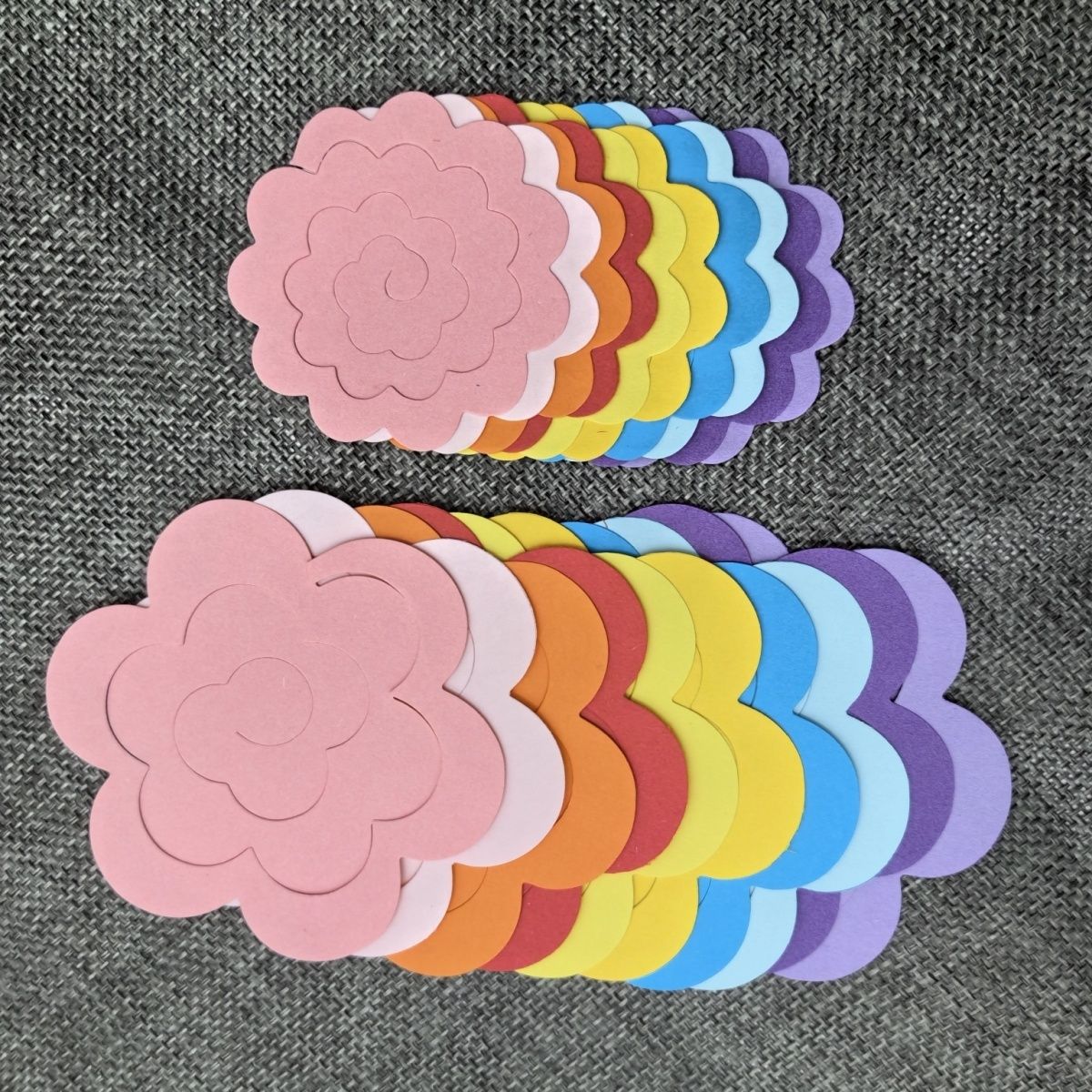 迷你彩色小玫瑰花形纸半成品手工制作纸艺装饰小花幼儿园