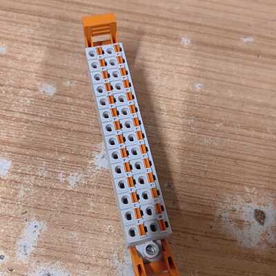 菲尼克斯接线端子PRONT-FMC 1.5/D28-FF-6
