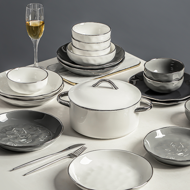 釉下彩餐具碗碟套装家用轻奢高级感2025新款碗盘碗筷乔迁餐具套装