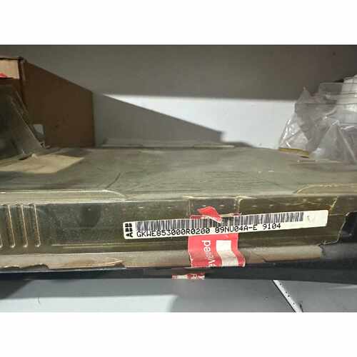 议价ABB控制板89NU04AE9104全新包装一盒维修