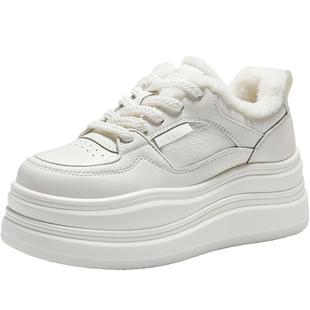 百丽加绒保暖百搭小白鞋子女春新厚底增高舒适休闲板鞋B3012AM6预