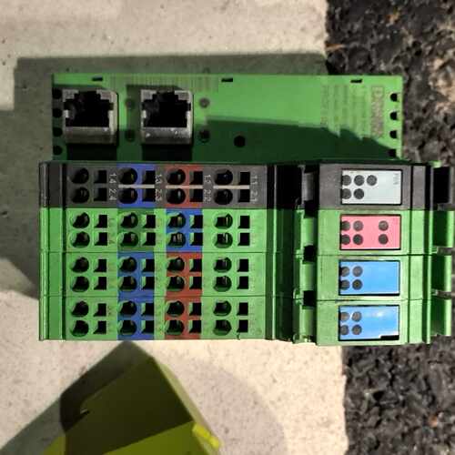 溢价-2703994 IL PN BK DI8 DO4 2TX-P