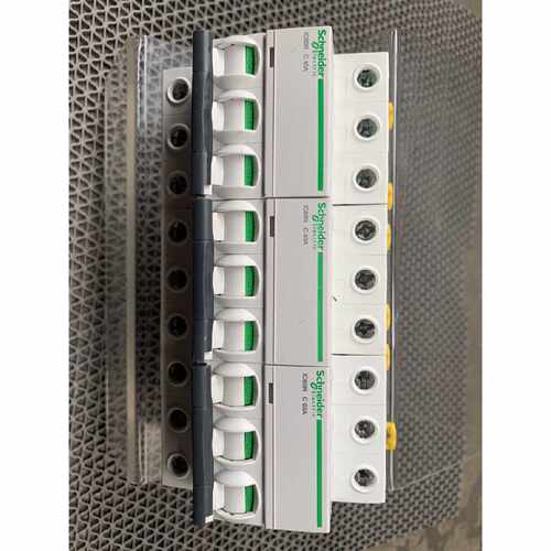 【议价-可维修】  iC65N 断路器 3P /均有货