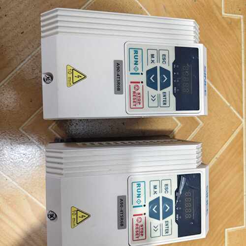 询价-2.2kw正弦变频器A90-4T5R6B，功率2.2kw，3-可维修