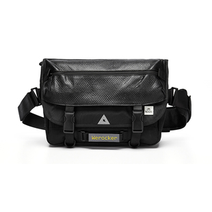 日系潮牌单肩斜挎包男大容量机能风邮差包工装机车背包骑行死飞包