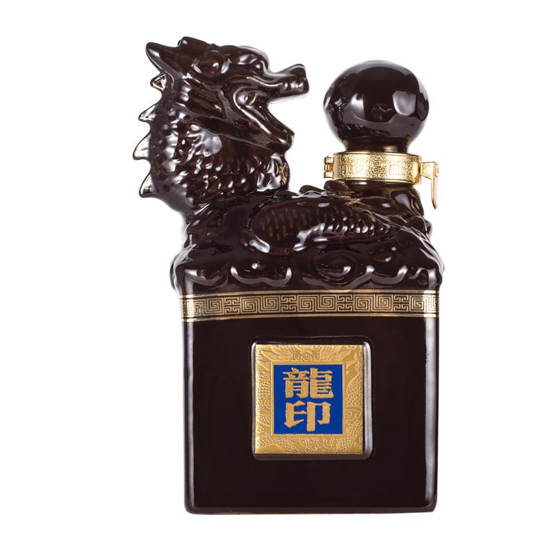 板城烧锅酒金奖龙印39度整箱装
