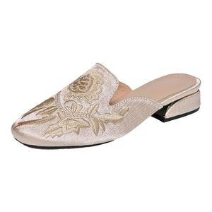 包头半拖鞋女夏中跟外穿中式国风刺绣女鞋懒人穆勒鞋粗跟时尚凉拖