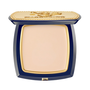 毛戈平光感清透无痕粉底液