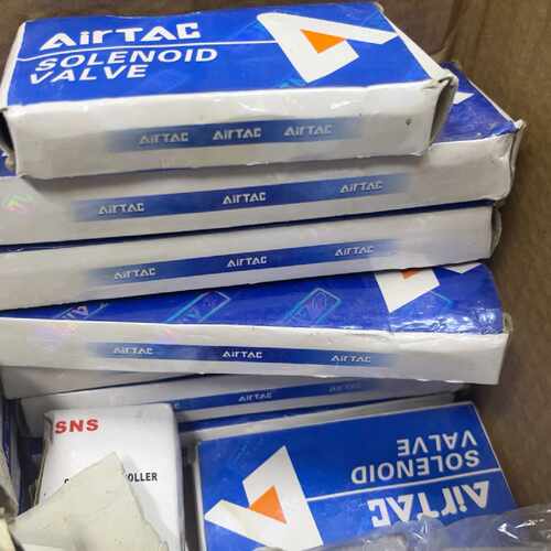 议价【全新正品】亚德客AIRTAC电磁阀，型号4V130P06B