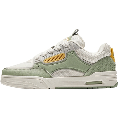 安踏经典潮流女子板鞋