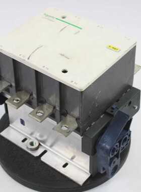 Schneider Electric LC1F2654 Leistungsschütz TeSys 600V -use