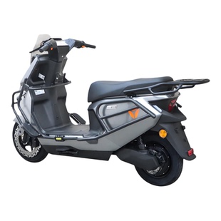 适用雅迪冠能白鲨90护杠电动车70S保险杠防撞尾架90M电摩改装配件