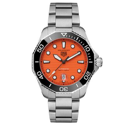 泰格豪雅竞潜系列橙色机械腕表